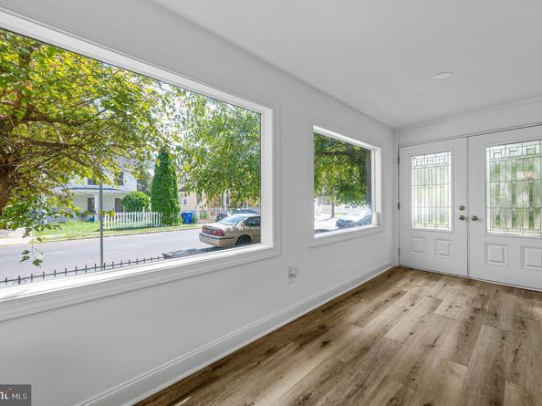 7330 Sycamore Avenue, Elkins Park PA 19027