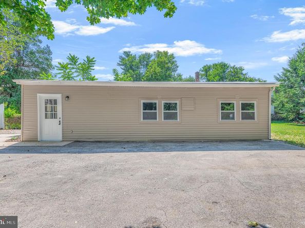 7330 Sycamore Avenue, Elkins Park PA 19027