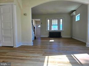 120 Bartram Avenue, Essington PA 19029