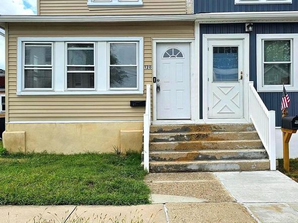 120 Bartram Avenue, Essington PA 19029