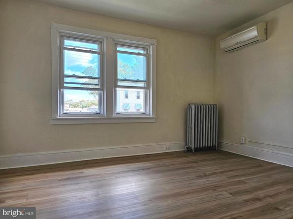 120 Bartram Avenue, Essington PA 19029