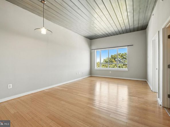 5885 Colorado Avenue NW 402, Washington DC 20011