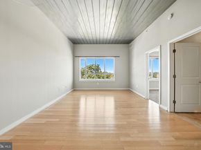 5885 Colorado Avenue NW 402, Washington DC 20011