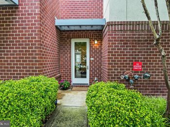 1811 14TH Street N