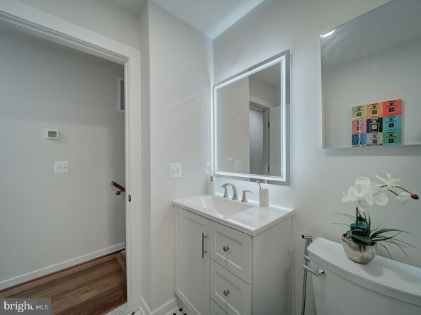 12356 Lima Lane, Reston VA 20191