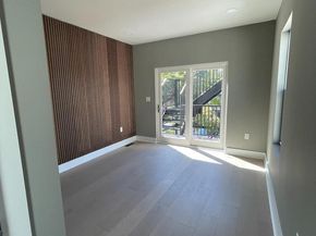 726 11TH Street NE, Washington DC 20002