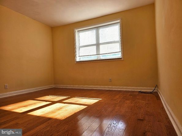 1914 S 23rd Street, Philadelphia PA 19145