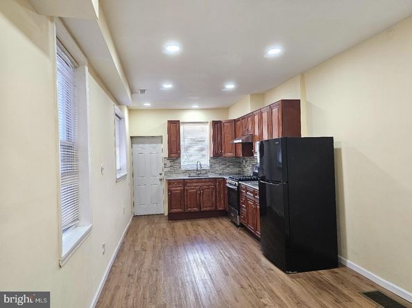1914 S 23rd Street, Philadelphia PA 19145