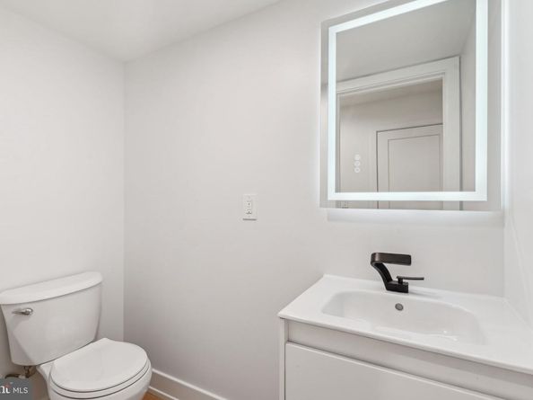 1102 N Bodine Street, Philadelphia PA 19123