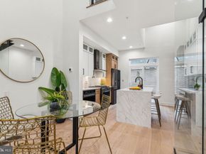 1102 N Bodine Street, Philadelphia PA 19123