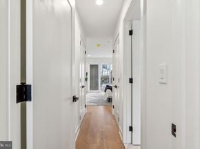 1102 N Bodine Street, Philadelphia PA 19123