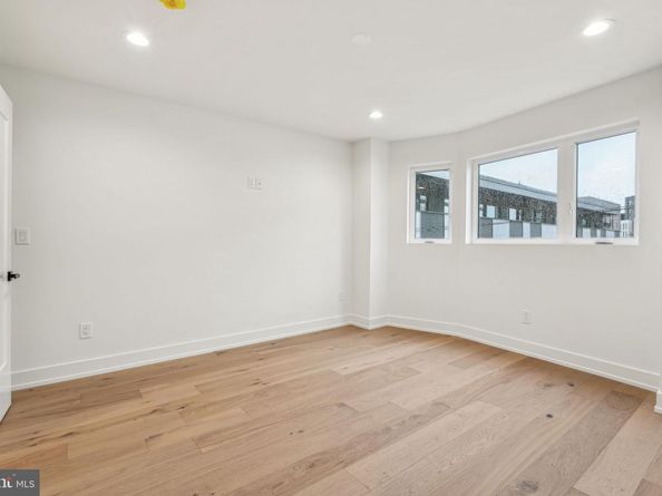 1102 N Bodine Street, Philadelphia PA 19123