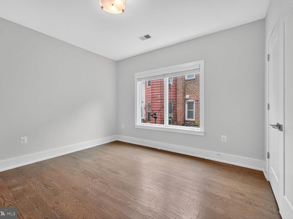 3815 14TH Street NW 3, Washington DC 20011