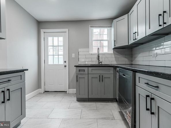 423 Durfor Street, Philadelphia PA 19148