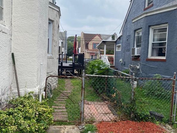 209 N Wycombe Avenue, Lansdowne PA 19050