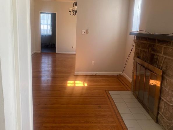 209 N Wycombe Avenue, Lansdowne PA 19050