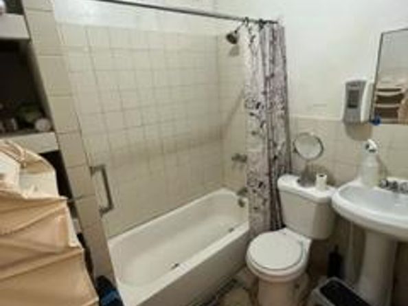 2115 N 7TH Street, Philadelphia PA 19122