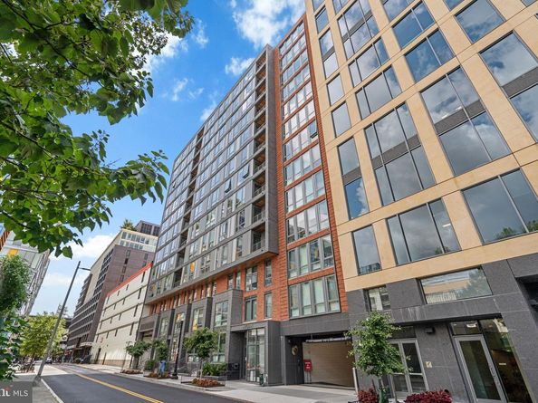1211 Van Street SE 814, Washington DC 20003