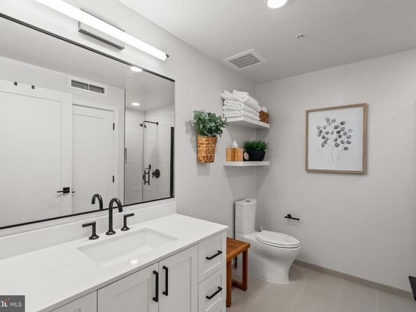 1211 Van Street SE 814, Washington DC 20003