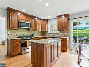 481 Red Coat Lane, Wayne PA 19087
