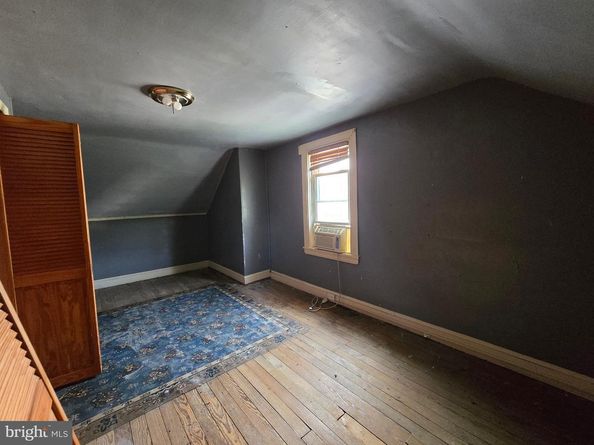 3817 Dennison Avenue, Drexel Hill PA 19026