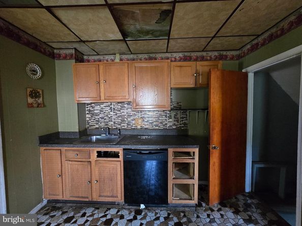 3817 Dennison Avenue, Drexel Hill PA 19026