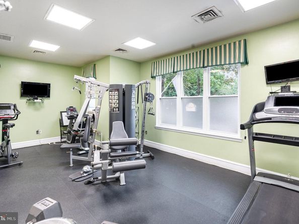 12915 Alton Square 117, Herndon VA 20170