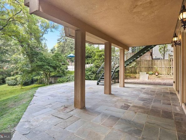 2944 University Terrace NW, Washington DC 20016