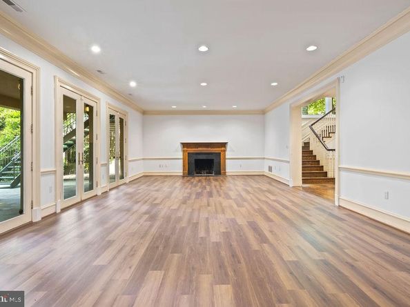 2944 University Terrace NW, Washington DC 20016