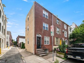 255 S 24TH Street