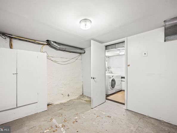 255 S 24TH Street, Philadelphia PA 19103