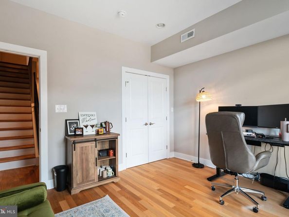1654 N 6TH Street, Philadelphia PA 19122