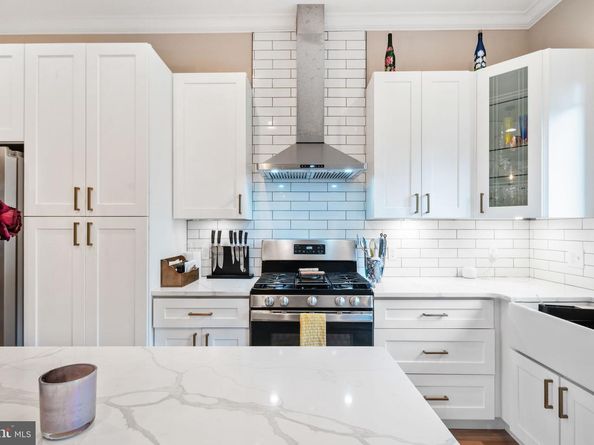 1654 N 6TH Street, Philadelphia PA 19122