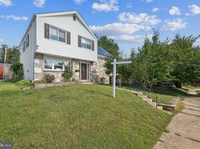 9810 Bridle Road, Philadelphia PA 19115