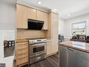 9810 Bridle Road, Philadelphia PA 19115