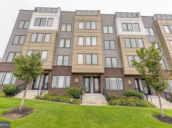 1211 Reed Alley