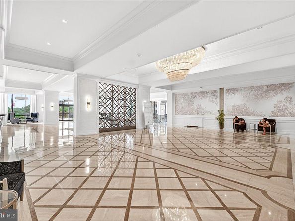 5225 Pooks Hill Road 1816N, Bethesda MD 20814