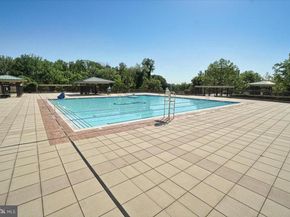 5225 Pooks Hill Road 1816N, Bethesda MD 20814