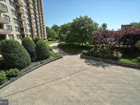 5225 Pooks Hill Road 1816N, Bethesda MD 20814