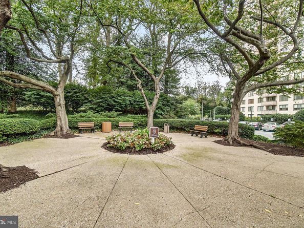 5225 Pooks Hill Road 1816N, Bethesda MD 20814