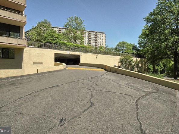5225 Pooks Hill Road 1816N, Bethesda MD 20814