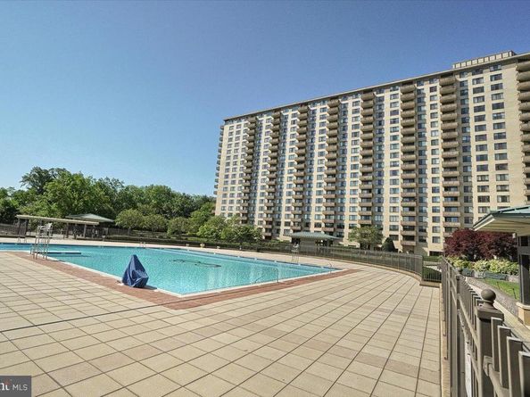 5225 Pooks Hill Road 1816N, Bethesda MD 20814