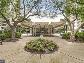 5225 Pooks Hill Road 1816N, Bethesda MD 20814