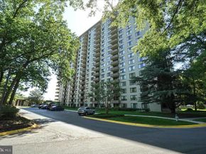 5225 Pooks Hill Road 1816N, Bethesda MD 20814