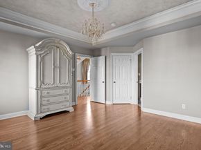 8 Dunham Lane, Newtown PA 18940