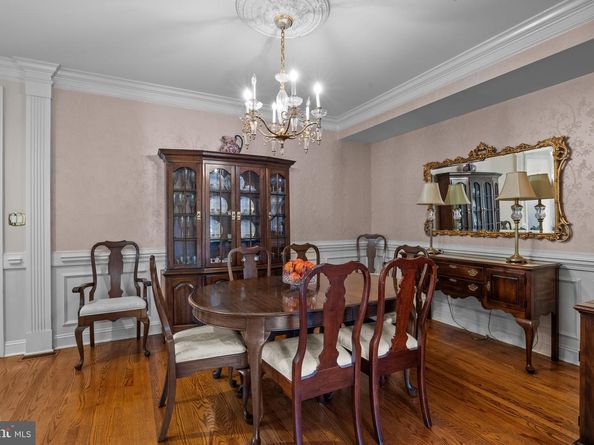 8 Dunham Lane, Newtown PA 18940
