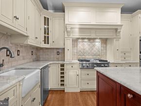 8 Dunham Lane, Newtown PA 18940