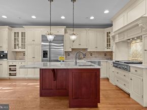 8 Dunham Lane, Newtown PA 18940