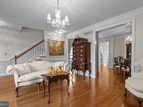 8 Dunham Lane, Newtown PA 18940