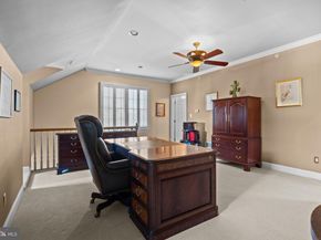 8 Dunham Lane, Newtown PA 18940